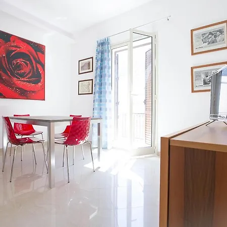 شقة Casa In Centro كاستيلاّماري ديل غو